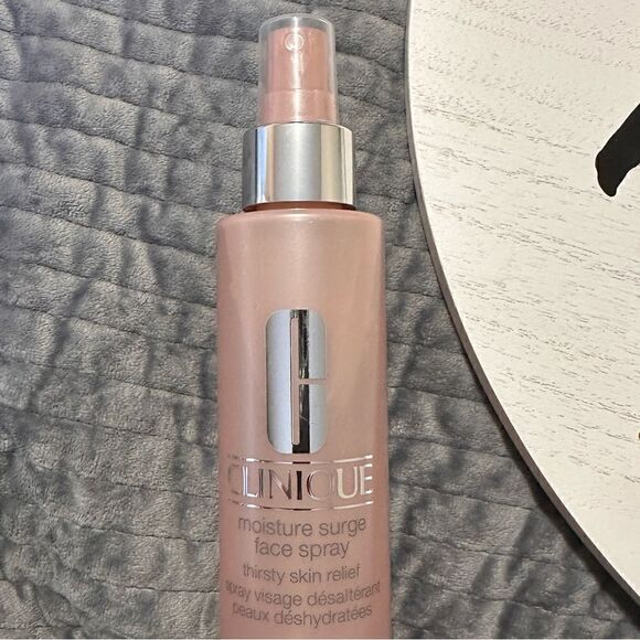 Clinique Moisture Surge Face Spray Thirsty Skin Relief – 4.2 oz New - Picture 10 of 12